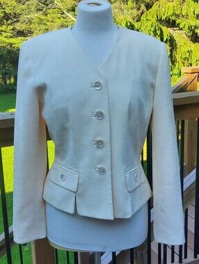 Kasper Cream Tailored Button-Front Blazer